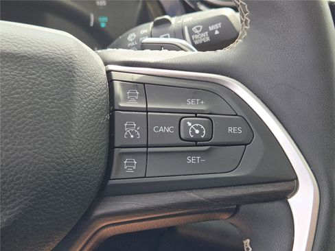 Used 2024 Jeep Grand Cherokee Limited 4xe AWD/4WD image 37