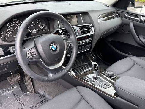 Used 2017 BMW X3 xDrive28i AWD/4WD image 16