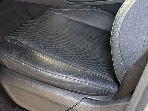 Used 2022 Mercedes-Benz GLE 350 4MATIC image 22