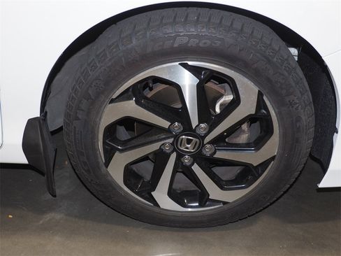 Used 2016 Honda Accord EX-L image 15