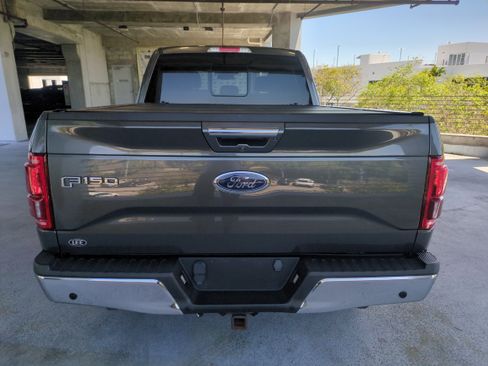 Used 2015 Ford F150 Lariat w/ Equipment Group 502A Luxury image 6