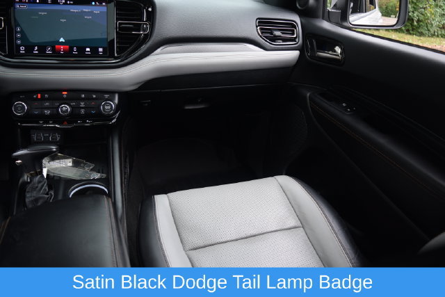 Used 2022 Dodge Durango R/T w/ Blacktop Package AWD/4WD image 14