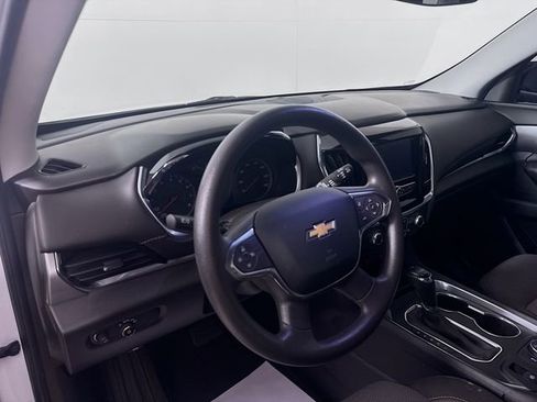 Used 2019 Chevrolet Traverse LS AWD/4WD image 11