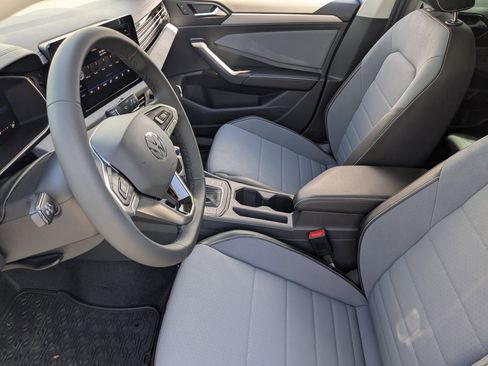 New 2026 Volkswagen Jetta SE FWD image 16