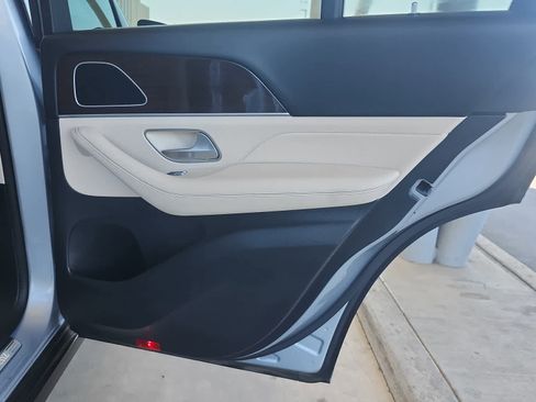 Used 2024 Mercedes-Benz GLE 450 4MATIC image 13