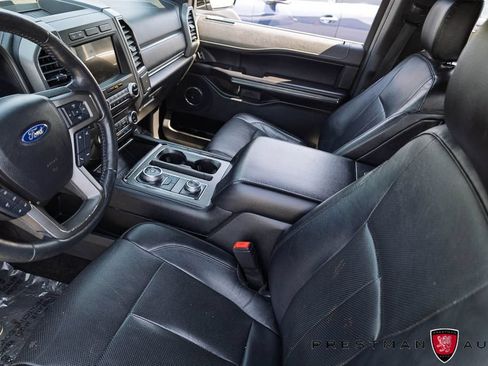 Used 2018 Ford Expedition Max XLT w/ Equipment Group 202A AWD/4WD image 40