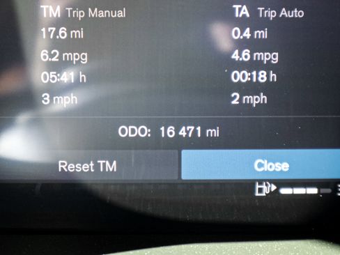 Used 2025 Volvo V60 B5 Cross Country Plus image 22