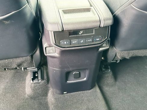 Used 2024 Toyota Grand Highlander FWD image 20