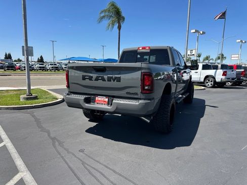 New 2026 RAM 2500 Tradesman AWD/4WD image 8