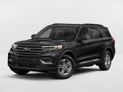 Certified 2022 Ford Explorer XLT w/ Equipment Group 202A