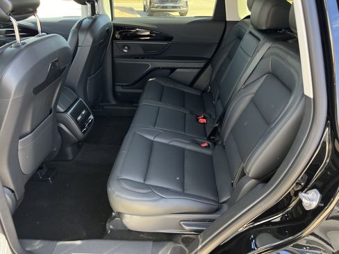 New 2026 Lincoln Nautilus Premier w/ Equipment Group 102A image 29