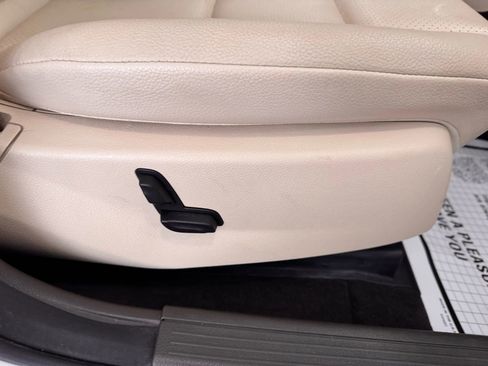 Used 2015 Mercedes-Benz GLK 350 4MATIC image 14