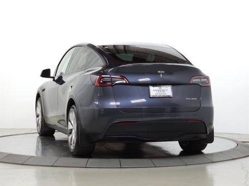 Used 2021 Tesla Model Y Long Range AWD/4WD image 5