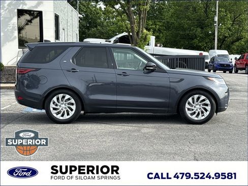 Used 2025 Land Rover Discovery S AWD/4WD image 2