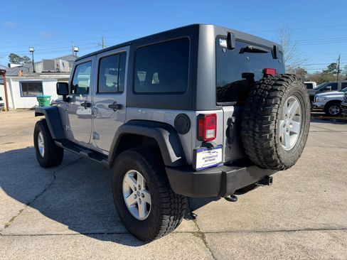 Used 2014 Jeep Wrangler Unlimited Sport w/ Quick Order Package 24S image 3