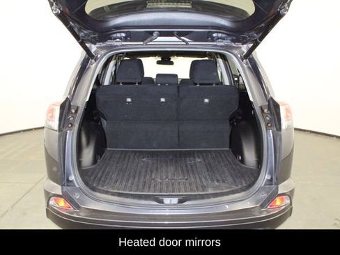Used 2018 Toyota RAV4 XLE image 14