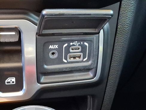 Certified 2023 Jeep Wrangler Willys image 18