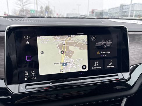 Used 2024 Volkswagen Atlas SEL Premium R-Line image 26