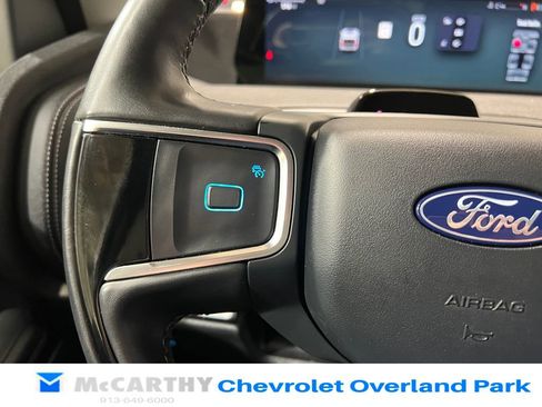 Used 2025 Ford Expedition Max Platinum image 15