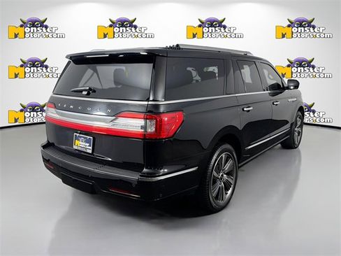 Used 2019 Lincoln Navigator L Reserve image 5