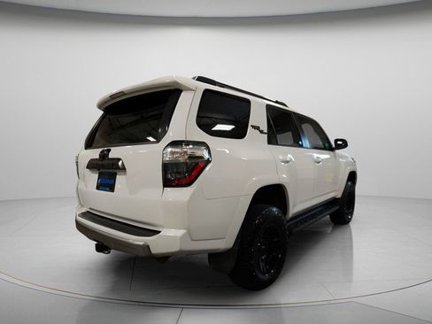 Used 2021 Toyota 4Runner TRD Off-Road AWD/4WD image 4