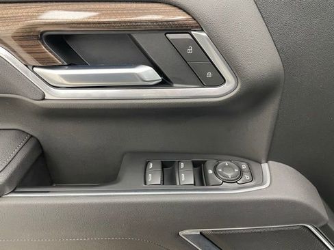 Certified 2025 Chevrolet Silverado 1500 LT image 10