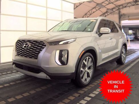 Used 2021 Hyundai Palisade SEL w/ Premium Package FWD image 1