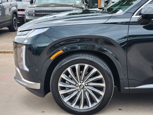 Used 2025 Hyundai Palisade Calligraphy image 8