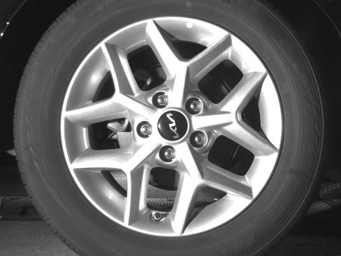 Used 2025 Kia Soul LX w/ LX Technology Package FWD image 22