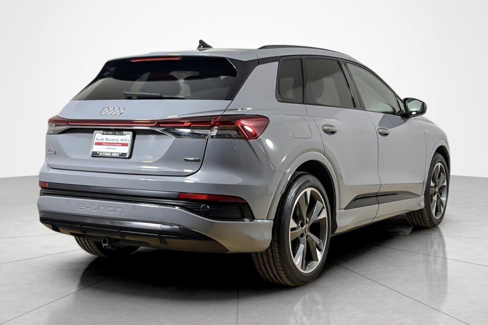 Used 2024 Audi Q4 e-tron Premium w/ Convenience Package AWD/4WD image 5