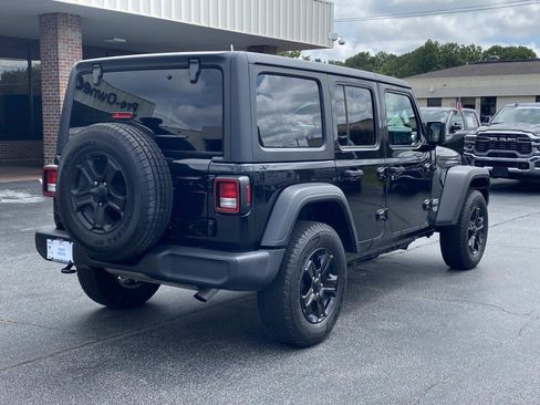 Used 2019 Jeep Wrangler Unlimited Sport S AWD/4WD image 3