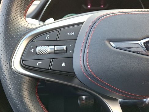 Used 2023 Genesis GV70 2.5T w/ Sport Prestige Package image 22