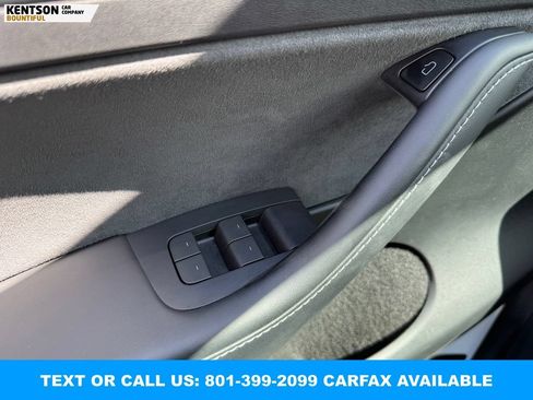 Used 2023 Tesla Model Y Performance AWD/4WD image 18