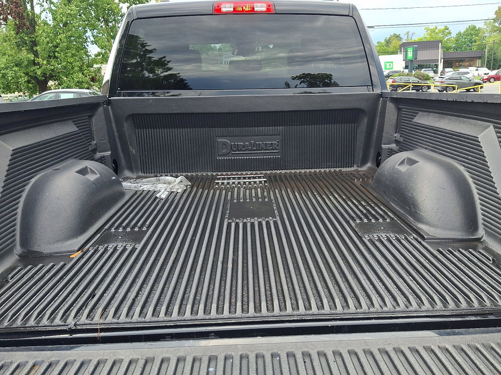 Used 2024 RAM 1500 Classic SLT AWD/4WD image 18