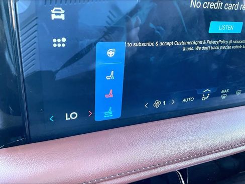 Used 2025 Lincoln Aviator Reserve image 32