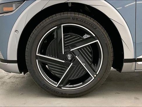 New 2026 Hyundai Ioniq 5 Limited image 35