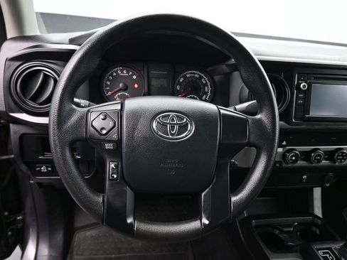 Used 2016 Toyota Tacoma SR w/ SR Convenience Package RWD image 13