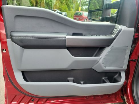 New 2026 Ford F250 XLT w/ F-250 >10K GVWR Package image 18