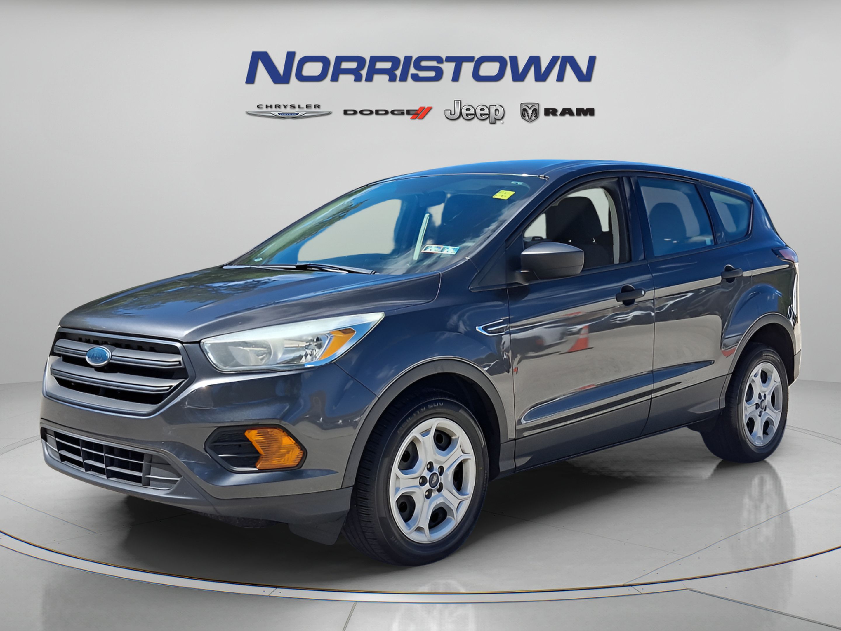Used 2017 Ford Escape S FWD image 3
