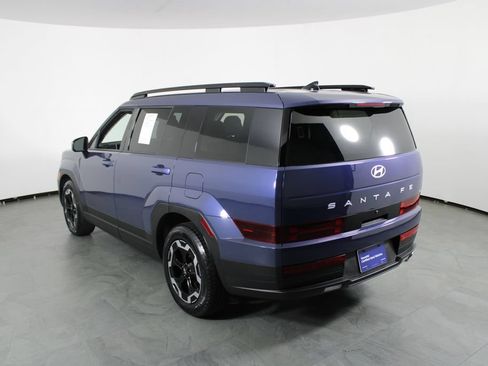 Used 2025 Hyundai Santa Fe SEL AWD/4WD image 3