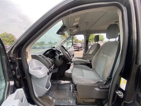 Used 2016 Ford Transit 350 XLT RWD image 18
