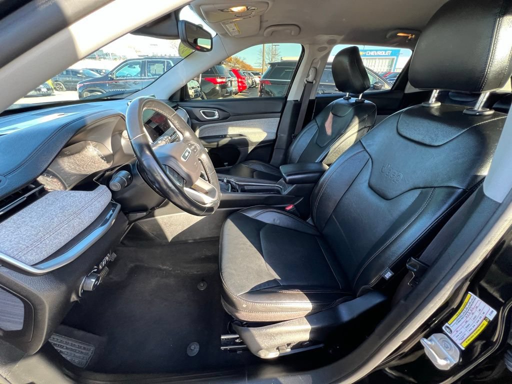 Used 2022 Jeep Compass Latitude AWD/4WD image 17