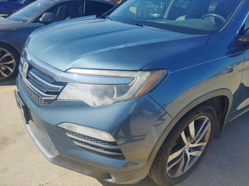 Used 2016 Honda Pilot Touring image 6