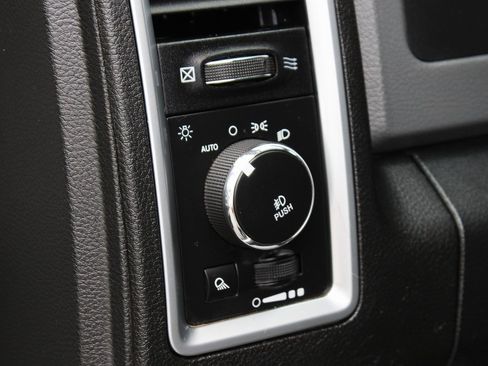 Used 2017 RAM 2500 Big Horn image 19