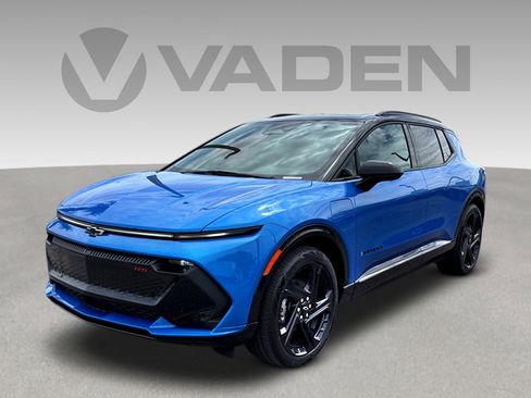 New 2026 Chevrolet Equinox EV RS FWD image 3
