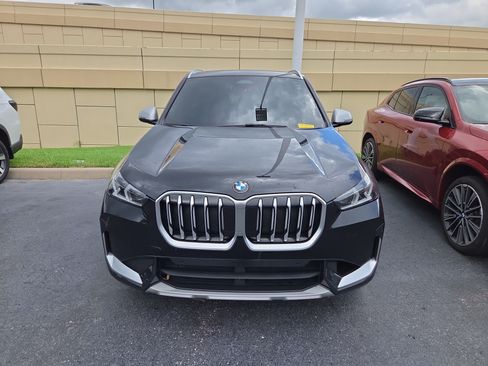 Certified 2023 BMW X1 xDrive28i w/ Convenience Package AWD/4WD image 2