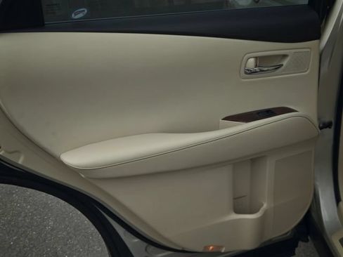Used 2013 Lexus RX 350 AWD w/ Navigation Pkg image 50