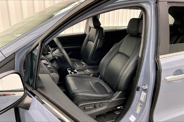 Certified 2024 Honda Odyssey Touring image 8