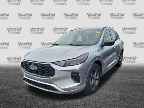 Used 2023 Ford Escape ST-Line w/ Tech Pack #1 FWD image 4