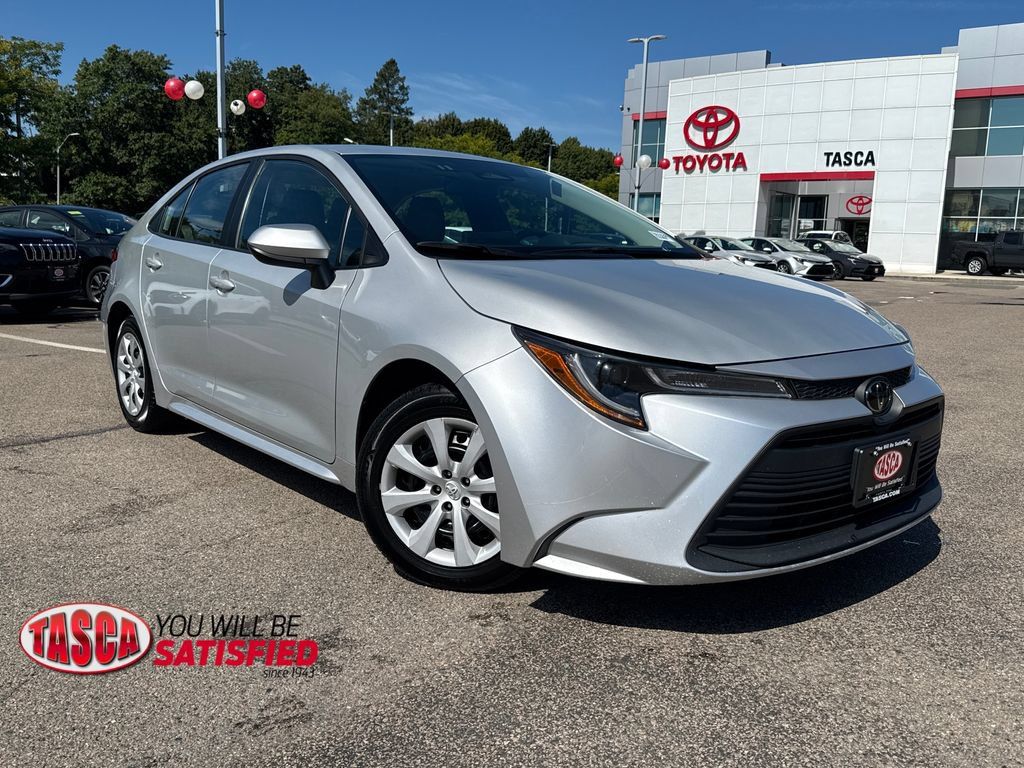 Used 2024 Toyota Corolla LE FWD 360° Tour